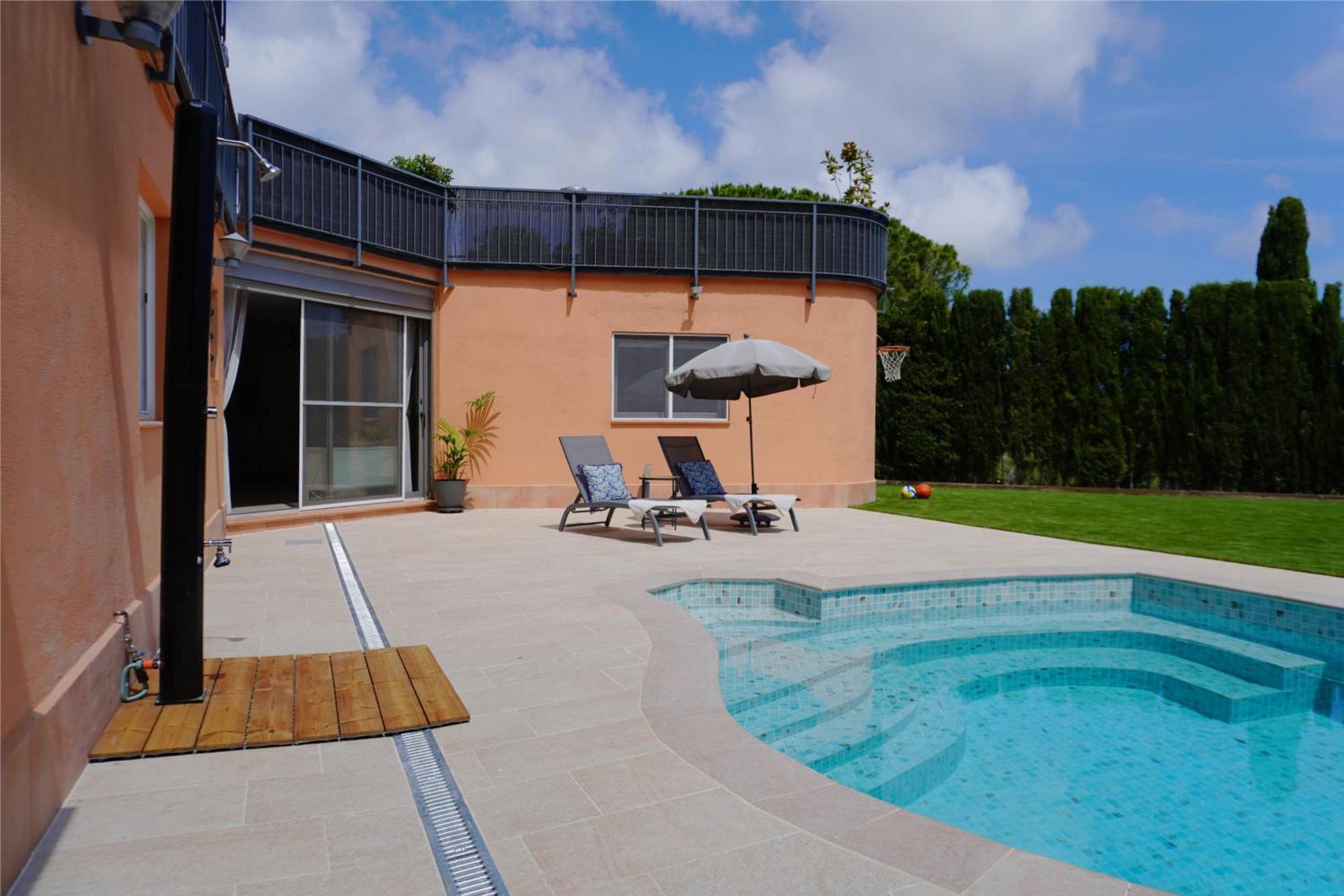 Blueline 25Km Bcn-Piscina, Sauna Y Vistas Al Mar Mataro Ngoại thất bức ảnh